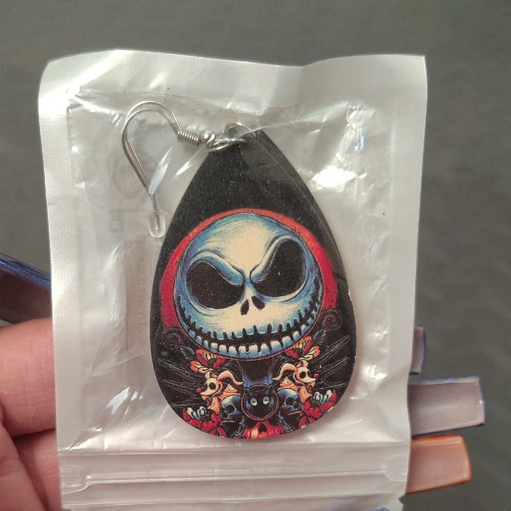 Skull Teardrop Earrings